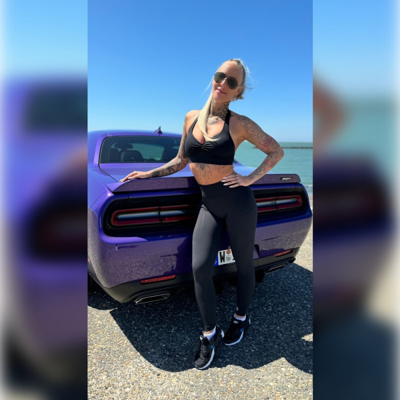 BOMBSHELL Sportoutfit💜