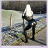 Die glänzenden Zasuwa Leggings bei meinem Outdoor Shooting.